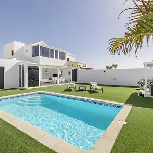 Gara Villa